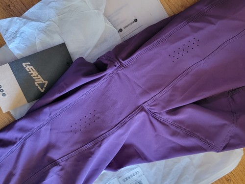 Leatt MTB AllMtn 2.0 Women MTB Mountain Bike Shorts, Purple/dusk, M Medium - Picture 3 of 4