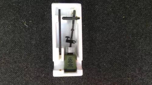 Brand New, Mint Condition Vintage Mitutoyo Mini-Magnetic Stand, 7023
