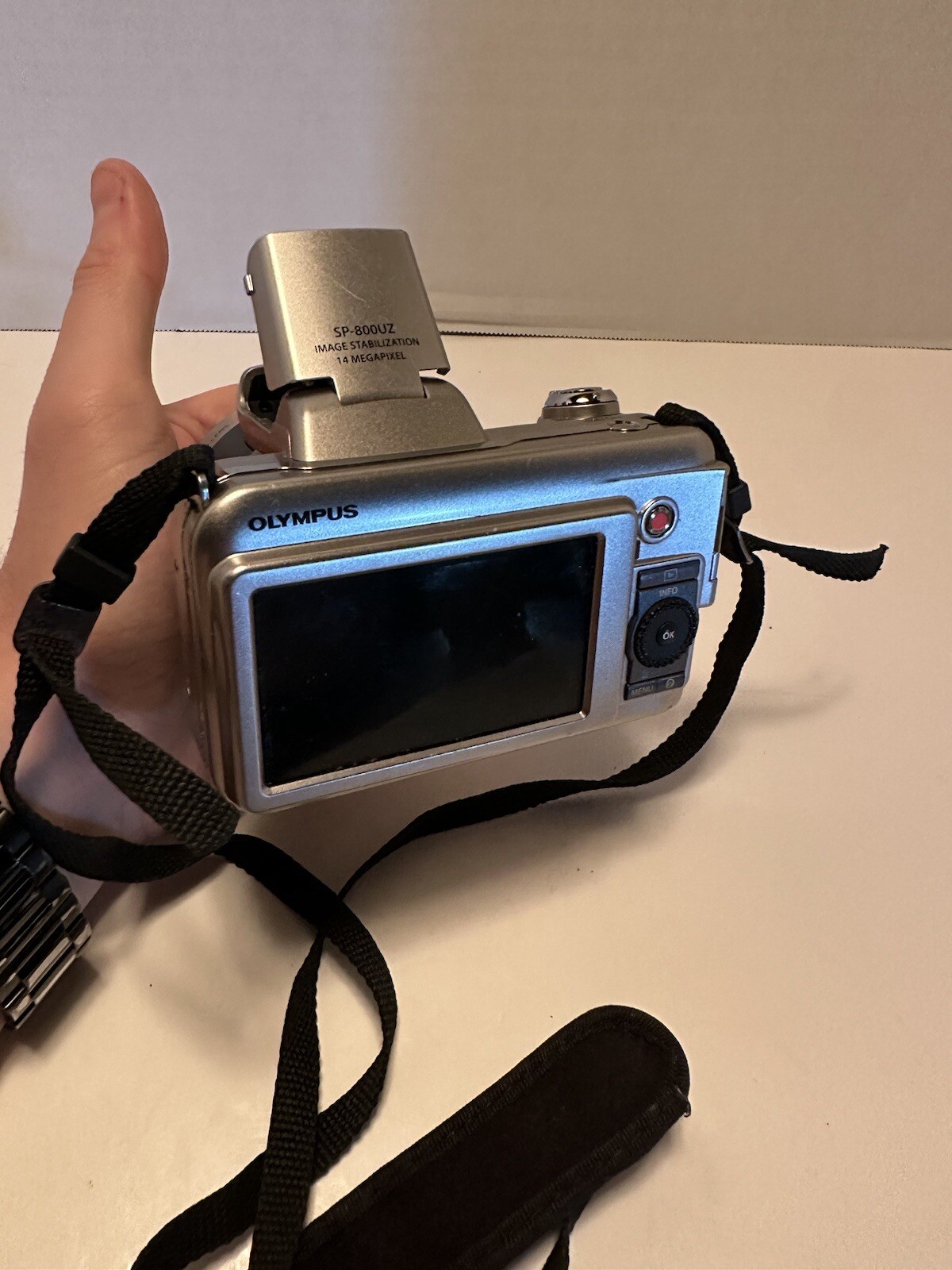 Olympus SP Series SP800UZ 14.0MP Digital Camera Silver (227665