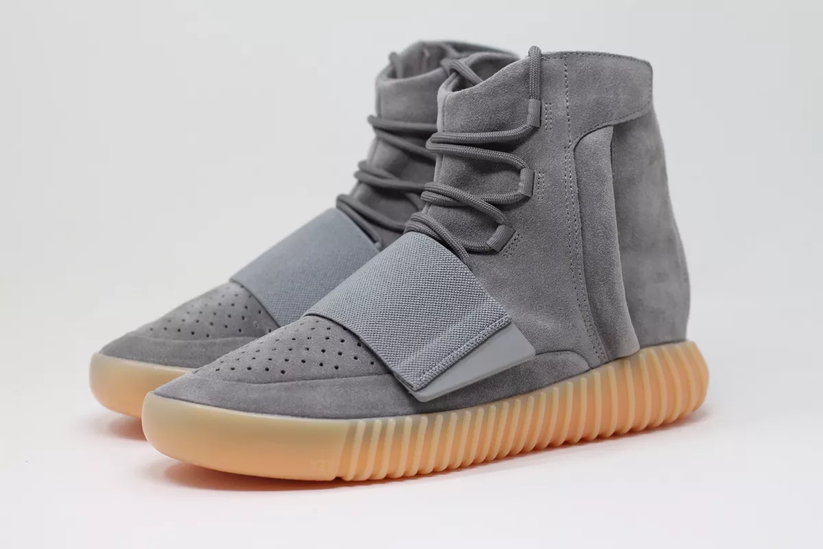 Adidas Yeezy Boost 750 Grey Gum Kanye West Glow BB1840 Size 8.5 |