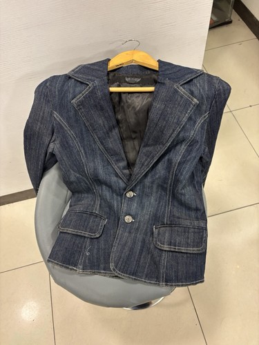 Iconic Victoria Beckham Rock and Republic Fitted Blue Denim Jacket Size S - Picture 2 of 3