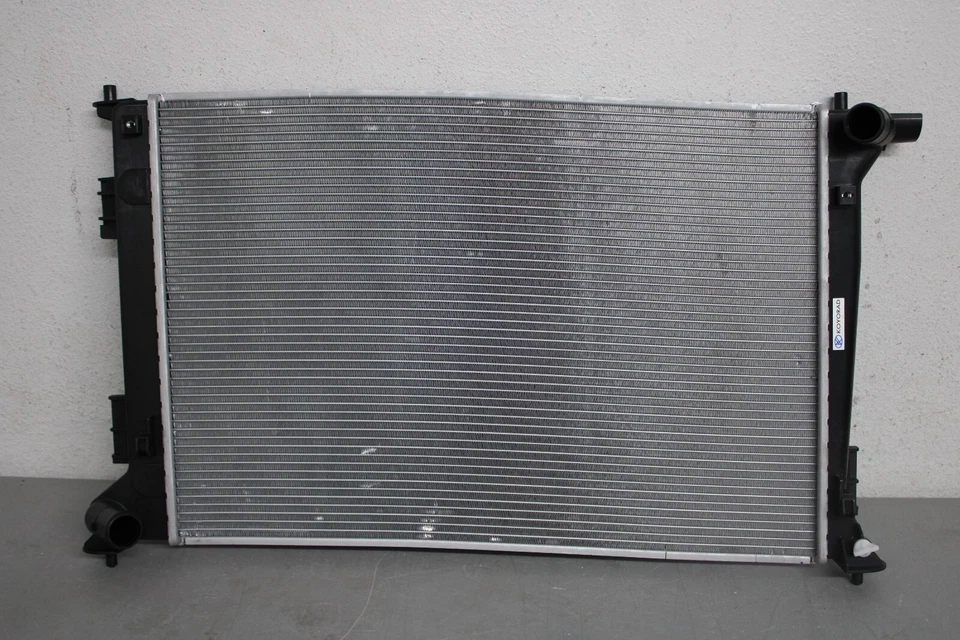 2017 2018 2019 2020 2021 KIA SPORTAGE RADIATOR 2.4L Foto 2 de 4