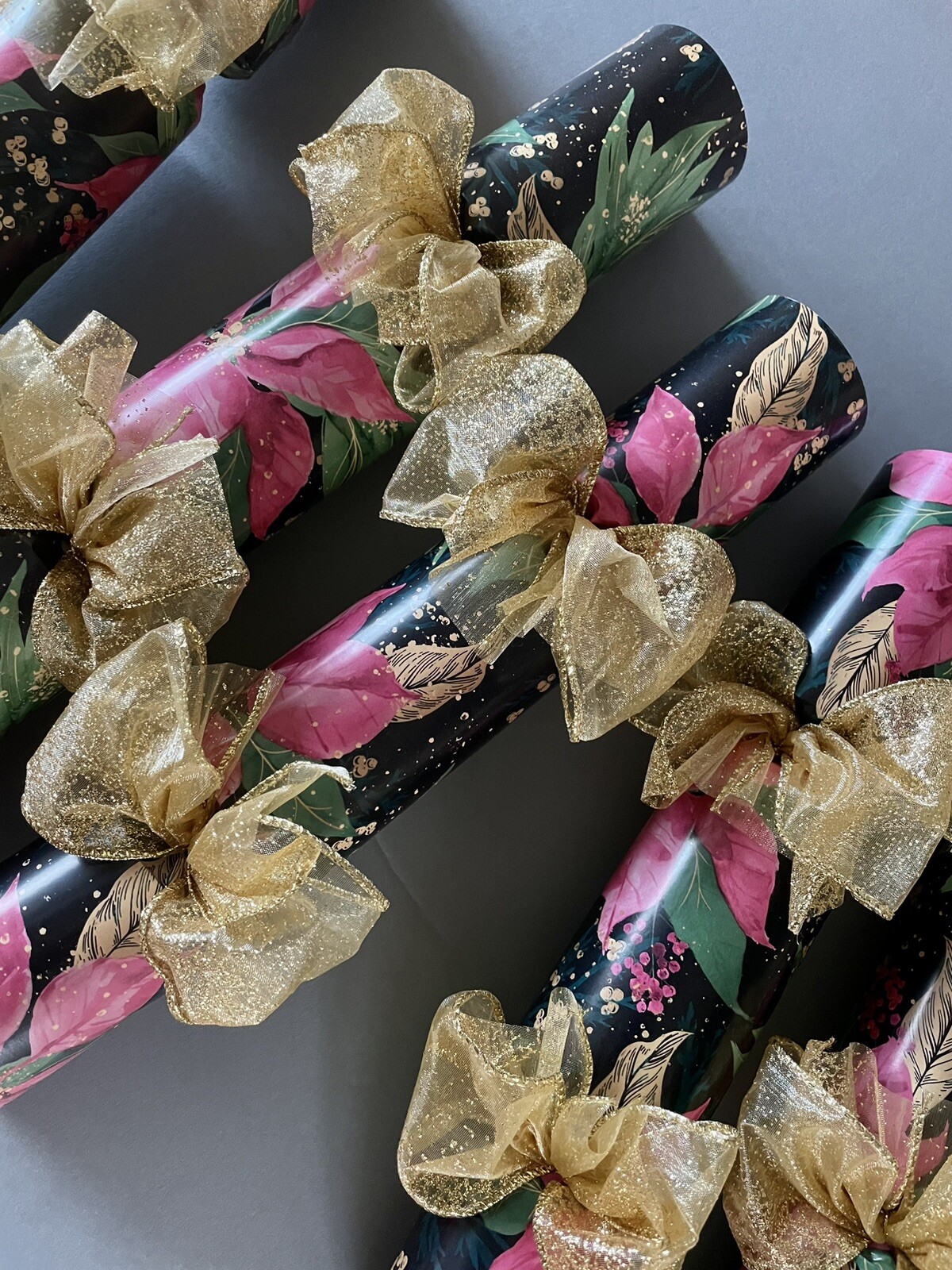 SIX LUXURY HANDMADE CHRISTMAS CRACKERS eBay