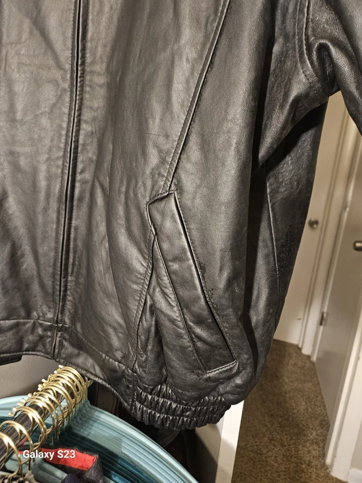 Northern Explorer Mens XL Black Vintage Genuine Leather Coat - Image 3 of 4