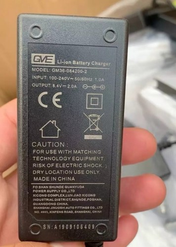 Chargeur de batterie Li-Ion pour récepteur Vivax VLP3 (8 BROCHES) - Photo 3 sur 3