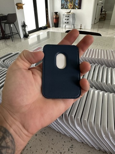 MagSafe Wallet für iPhone 13 - Bild 2 von 19