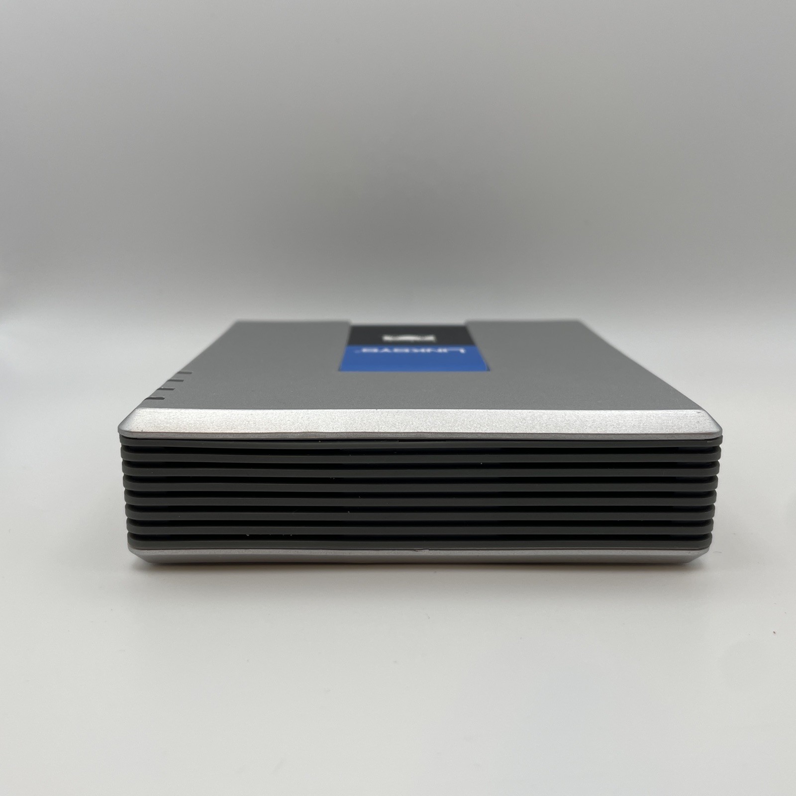 Linksys PAP2 VoIP Gateway Router ATA 2-port Phone Ethernet Adapter