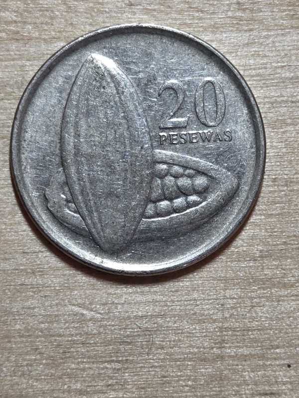 Ghana 20 Pesewas coin, 2007. KM# 40, nickel plated steel. Cocoa pod Coat of arms