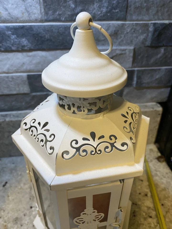 "Linterna de metal blanco y vidrio de 12""" Foto 3 de 4