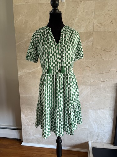 Boden Tiered Mini Dress 4R Kelly Green Short Sleeve Geo Tassels Cottagecore Boho - Picture 3 of 11