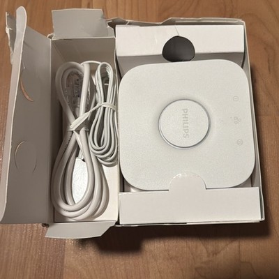 Philips Hue Bridge Lighting Controller Hub - White - 458471