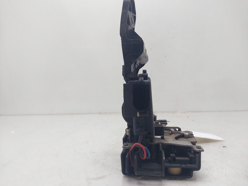 3B0885737E Lock Door Front Left Volkswagen PASSAT 5037177 for sale