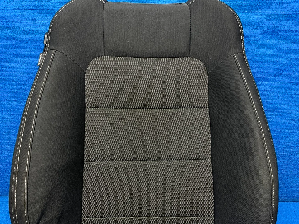 2015 - 2017 FORD MUSTANG FRONT RIGHT PASSENGER SEAT UPPER CUSHION OEM - Image 3 of 4