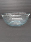 Pyrex Sculpted Glass Mixing Bowl 4.5 Quart