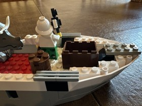 LEGO Adventurers (T-Rex Transport) 5975 River Boat w/ Dinosaur & Minifigures