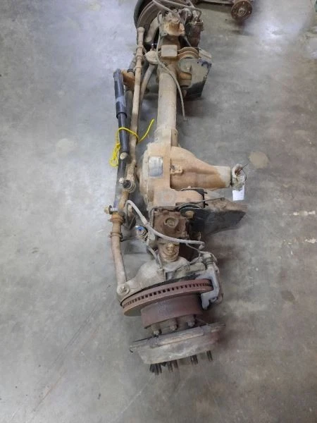 2011–2012 Ford F-350 Super Duty Front Axle Assembly 3.73 Ratio OEM - Imagem 3 de 4