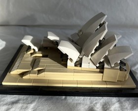 Lego 2012 Architecture Sydney Opera House 21012 Fully Assembled and Complete