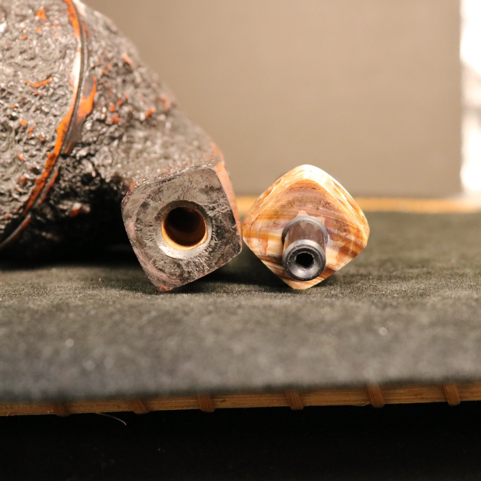 Ardor handmade pipe sandblasted with antique texture of heather wood