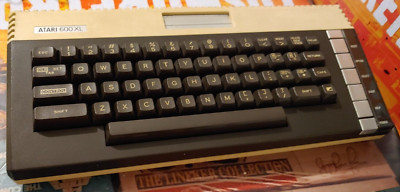 Atari 600 XL (with PA & TV Cable) Classic 8-bit computer works 403 2112