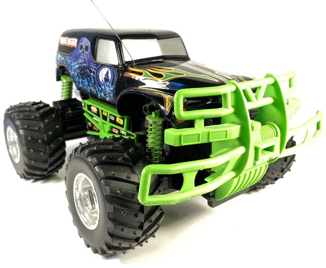 TYCO Grave Digger RC Monster Jam Truck Vintage 2000 27MHz 6 Volt No