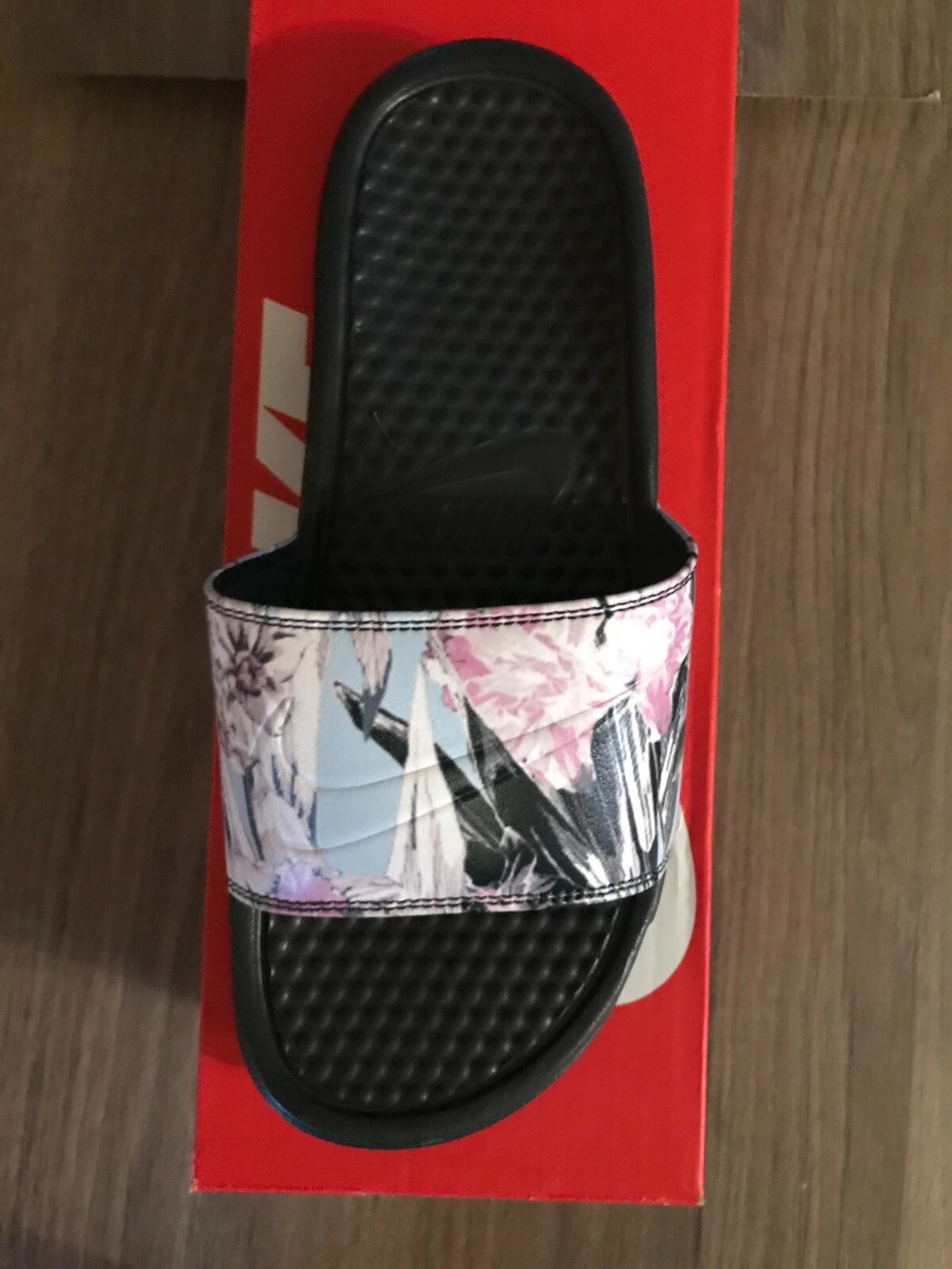 Nike Benassi JDI 618919 026 stampa floreale da spiaggia slide donna nuove con etichette