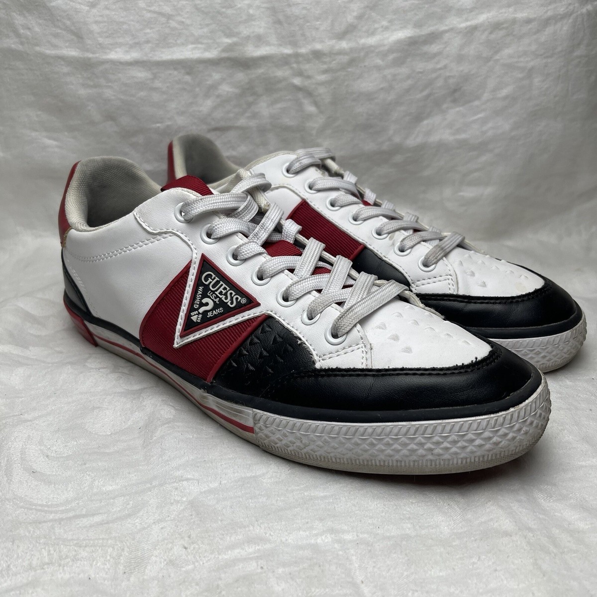 Guess Men's Style GMMEELO-R Logo Black Red and White Leather Shoes Sz 10 US