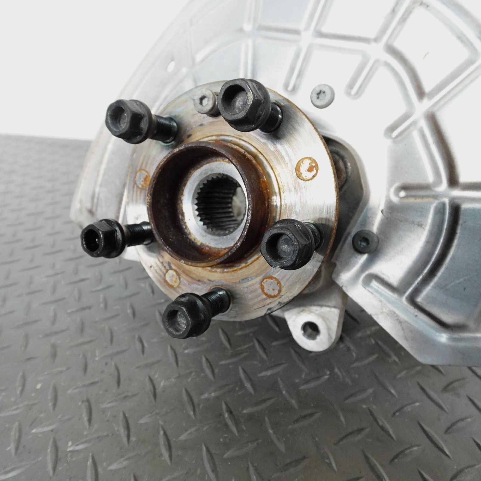 Maserati Grecale 2023-2026 REAR+RIGHT Wheel bearing P/N 06701569040