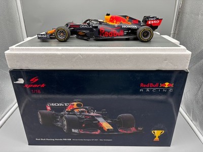 Modellautos 1:18 Spark Red Bull RB16B Winner Italien 2021 #33 M. Verstappen OVP