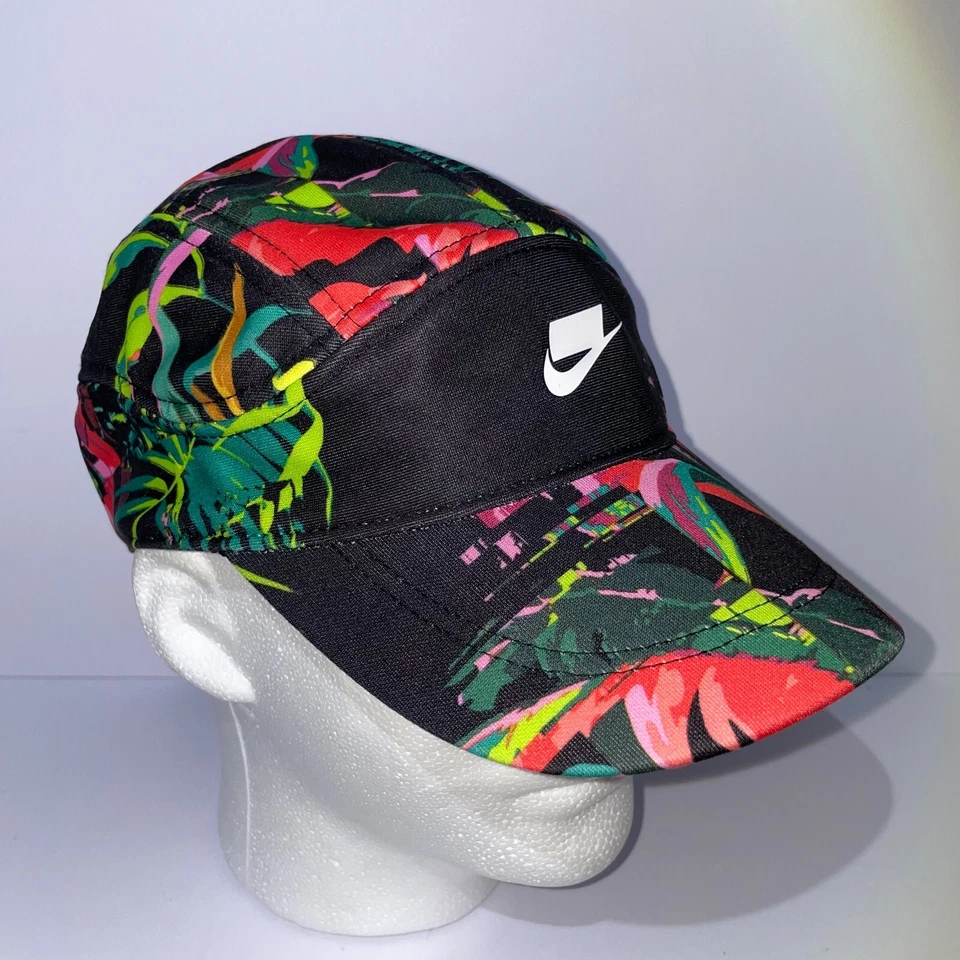 Nike Tailwind NSW Gorra para Correr Digital Floral AV6717-010 Foto 4 de 4