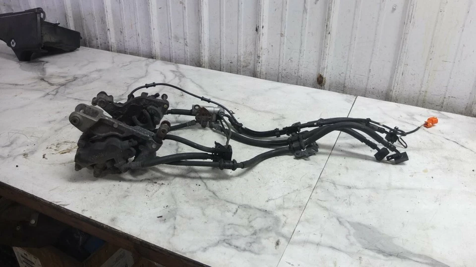 09 Honda ST1300 ST 1300 PA Policía Líneas de Freno Delanteras Pinzas ABS Conjunto  Foto 4 de 4