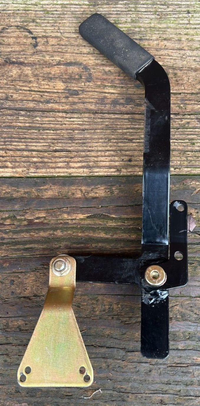 Cub Cadet 2007 Tank M60 Brake Lever 02003782 Grip 02003010 Braeket 02003841