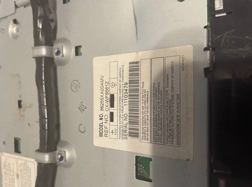 Monitor trasero reproductor de DVD Subaru beige luz Tribeca 2006-2014 86255XA00AMV - Imagen 2 de 6