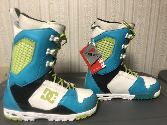 vans snowboard boots size 11