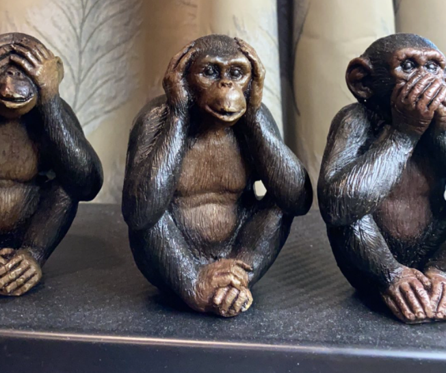 3 Wise Monkeys Figurines Set Hear See Speak No Evil Three