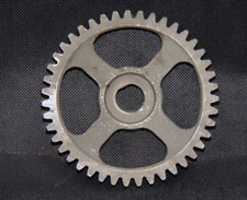 PIGNON POMPE A HUILE OIL PUMP GEAR YAMAHA XJ400 4V7 1983
