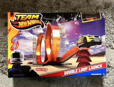 Team Hot Wheels Double Loop Launch, Model W2814, NEW, SEALED