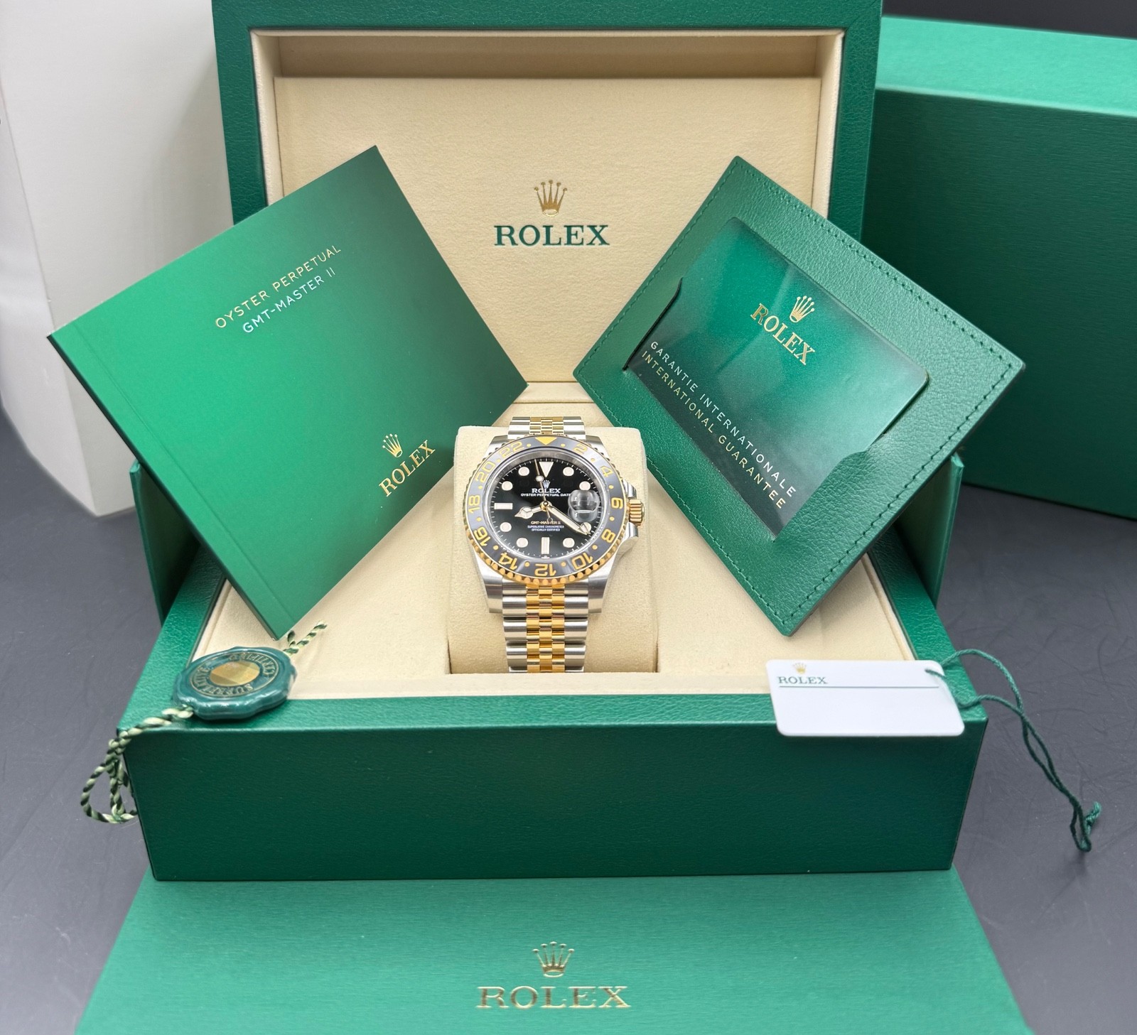 2025 Rolex 126713GRNR GMT-Master II 40mm Stainless Yellow Gold 40mm Men's Watch image 2