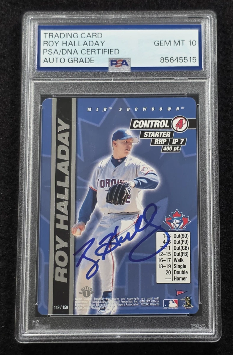 Roy Halladay Autographed Baseball Sports Trading Cards