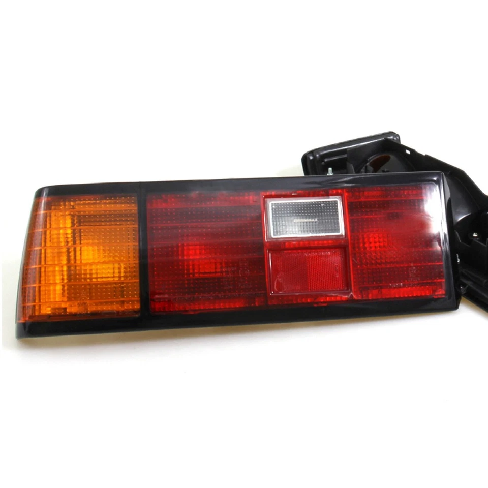 PAR DE LUCES TRASERAS PARA TOYOTA COROLLA KE70 KE75 DIESTRO DERECHO 2 PIEZAS 1982 1983 1984 Foto 4 de 4