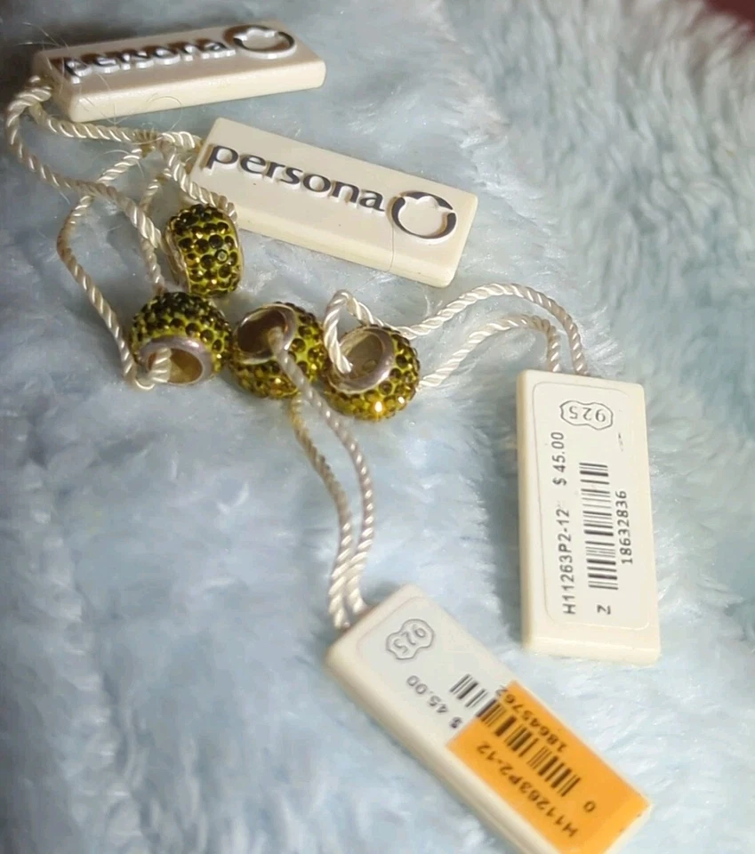 AUTÉNTICO DIFÍCIL DE ENCONTRAR PERSONA Verde Agosto Piedra de Nacimiento Dije CUENTAS PRECIO DE VENTA SUGERIDO POR EL FABRICANTE $45 4 Disponibles Foto 2 de 3