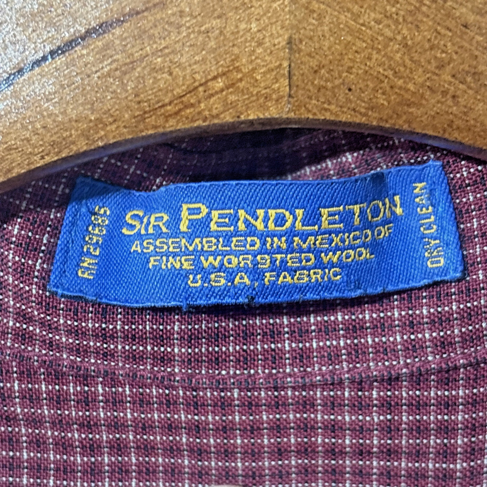 Pendleton Sir Pendleton Men's Medium Red Check 100% Wool L/S Button Down Shirt