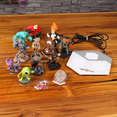   Disney Infinity Konvolut   11 Figuren Bundle + Base + Playset   Marvel Pixar