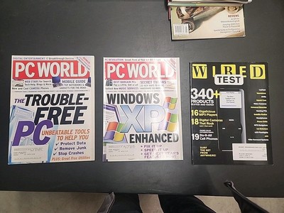 Lot of (30) Vintage Computer Magazines - PC World, Oracle, Software Development