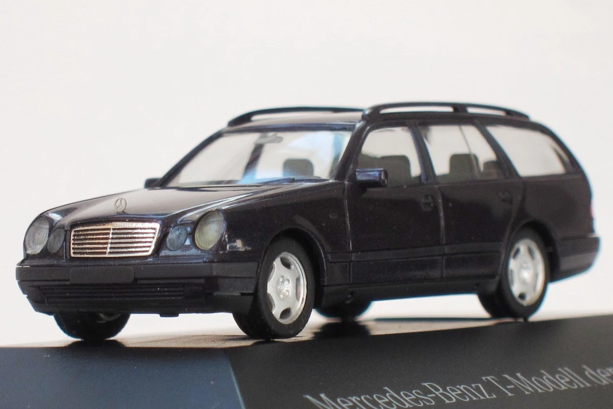 25+ Mercedes-Benz E320 Mercedes-Benz Contemporary Manufacture