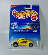1996 Hot Wheels Neet Streeter Yellow NIP Collector Number 526 NEW w/ Hood Scoop