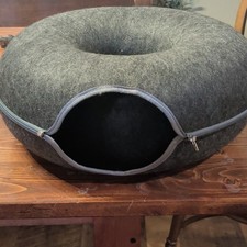 Gray Felt Cat Cave Bed Zipper Closure Zippered Enclosed Pet Bed