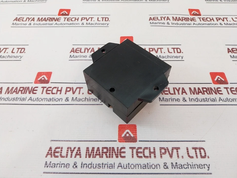 MERLIN GERIN Temperature Controller 42930 - Image 4 of 4