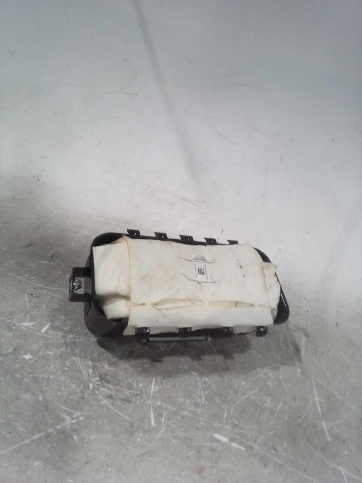 2014 Ford Fusion Black Right Instrument Panel Air Bag 553111 - 145K Miles Foto 2 de 4