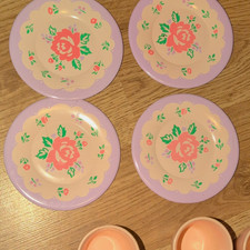 Pink Floral Plastic Toy Tea Set w/ Teapot Plates Cups Saucers Spoons Box