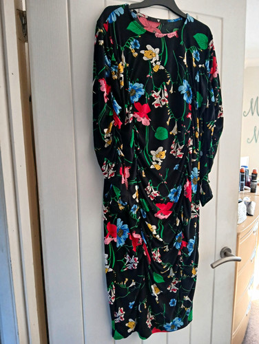 V by Very Women's Black Floral Ruched Round Neck Long Sleeve Midi Dress 16